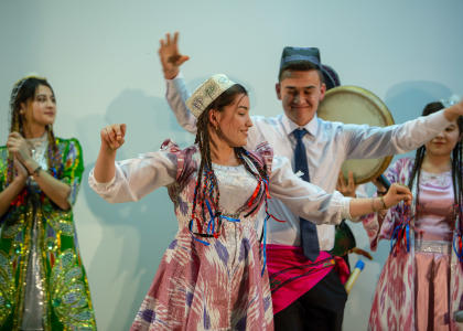 Фестиваль «Радость мира» объединил иностранных студентов в СПбГПМУ