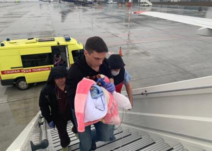 Тяжелобольного малыша из Симферополя доставили в СПбГПМУ