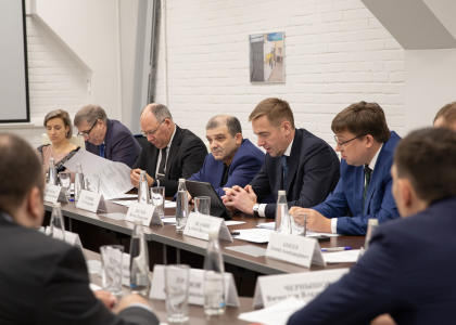 Статс-секретарь – заместитель Министра промышленности и торговли РФ Виктор Евтухов провел рабочее совещание в Корабелке