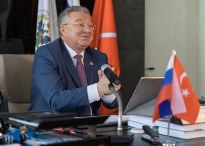 Ректор СПбПУ выступил на конференции руководителей вузов России и Турции