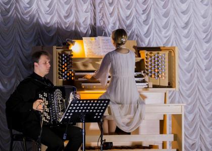 «Счастливчик Пушкин» открыл фестиваль русской музыки и поэзии в Политехническом