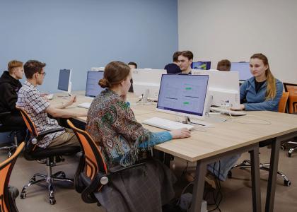 С нового учебного года в Корабелке начнется подготовка продвинутых ИТ-разработчиков