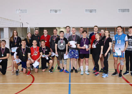 Открытый турнир по волейболу состоялся в СПбГМТУ