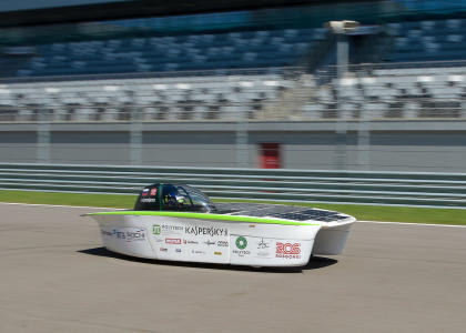 Солнцемобиль SOL презентовали на трассе Формулы 1 в Сочи