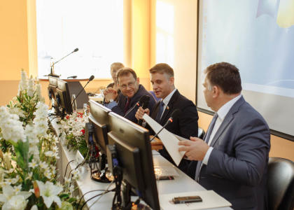Совет Федерации РФ провел в СПбГПМУ выездное заседание экспертного совета по здравоохранению